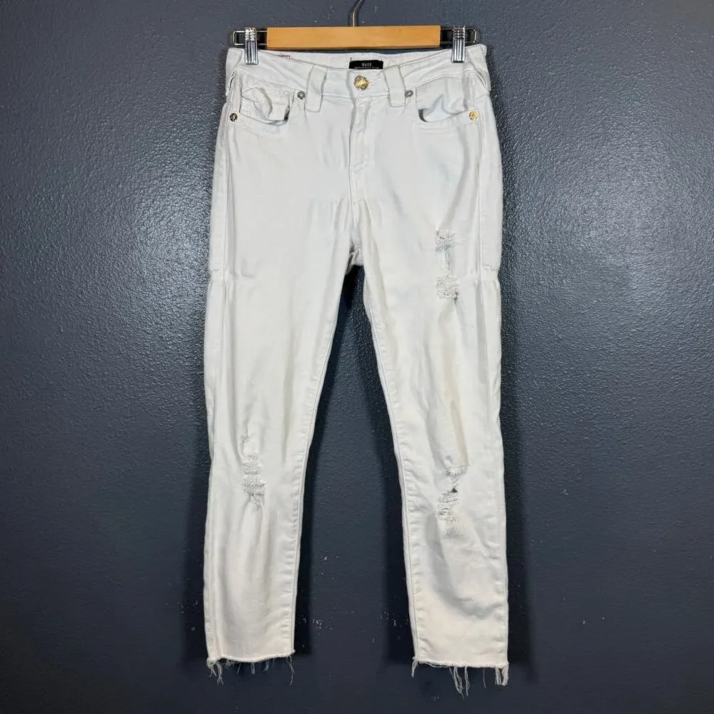 True Religion 28/26 women’s white Mid Rise Super Skinny jeans distressed